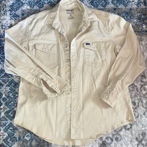 Wrangler Advanced Comfort Mens Button-Up Shirt